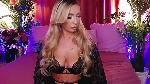 Snapshot of FelyJolie chatting on 21, 4, 2026 FelyJolie online show from 21, 4, 2026