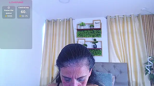 sasi luna online show from 13, 12, 2025