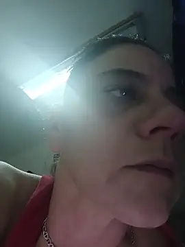 sasi luna online show from 15, 4, 2026