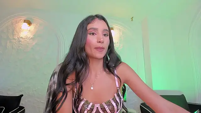 BellaCarteer  online show from 8, 3, 2026