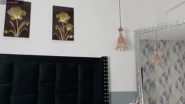 kinkyandsavage online show from 17, 6, 2026