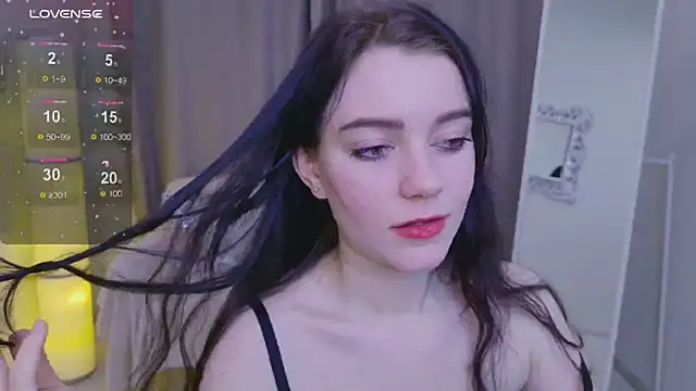 Lana  Cute  online show from 5, 3, 2025