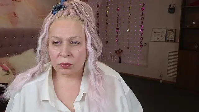 Penelope Pinky online show from 27, 2, 2025