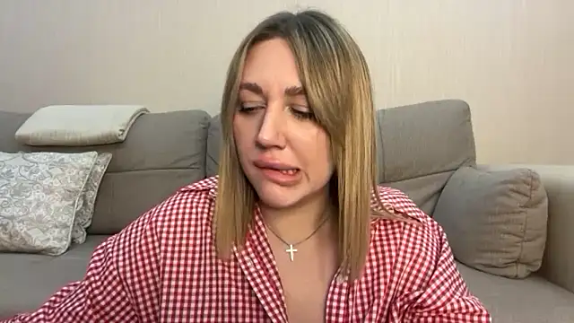 VickyLove047 online show from 5, 11, 2025