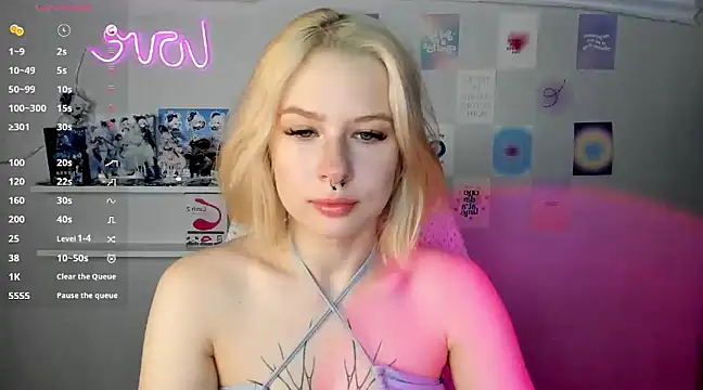 tender kiitty online show from 2, 1, 2025