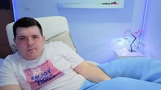 Snapshot of JasonJacks chatting on 3, 2, 2026 JasonJacks online show from 3, 2, 2026