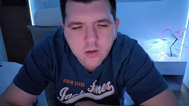 Snapshot of JasonJacks chatting on 4, 2, 2026 JasonJacks online show from 4, 2, 2026