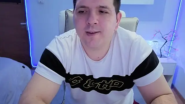 Snapshot of JasonJacks chatting on 7, 4, 2026 JasonJacks online show from 7, 4, 2026