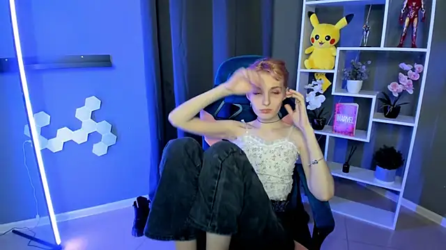 AlmeWood online show from 21, 12, 2024