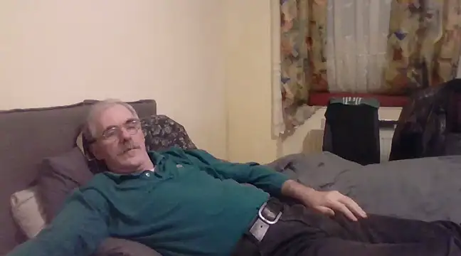 Snapshot of farock chatting on 1, 3, 2025 farock online show from 1, 3, 2025