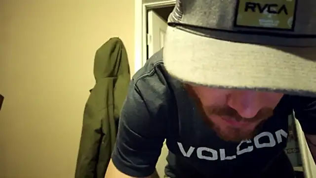 Huntzg23 online show from 23, 12, 2025