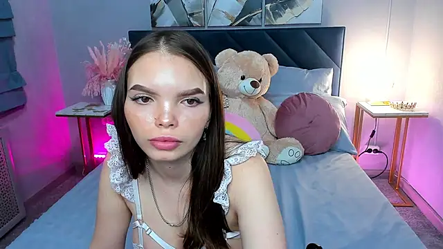 Curvy Dynamite  online show from 26, 9, 2025