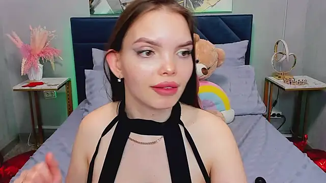 Curvy Dynamite  online show from 11, 4, 2026