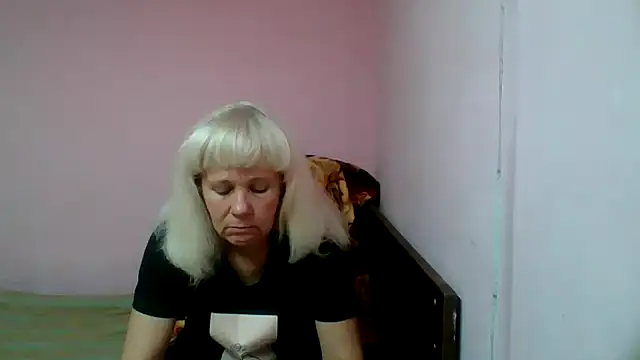 sakura blonde online show from 11, 2, 2025