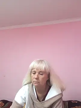 sakura blonde online show from 25, 9, 2025