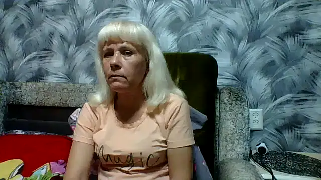 sakura blonde online show from 25, 10, 2025