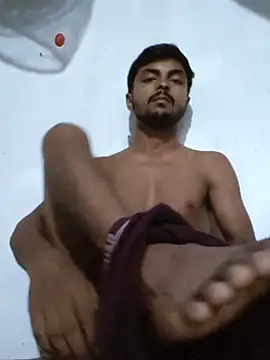 Snapshot of Suraj223kumar chatting on 20, 7, 2026 Suraj223kumar online show from 20, 7, 2026