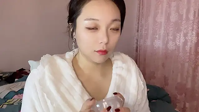 Snapshot of Z30966903S chatting on 8, 2, 2025 Z30966903S online show from 8, 2, 2025