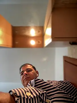 SecretlyDD online show from 3, 12, 2025