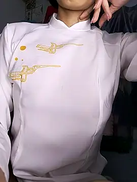 Lucy limon online show from 15, 4, 2026