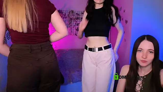 playful sophie online show from 31, 5, 2026