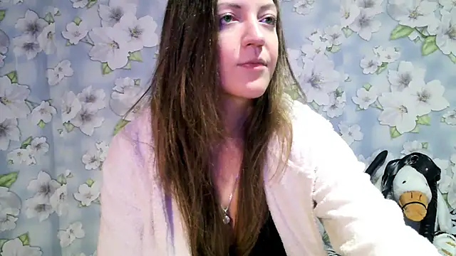 KattyLuuu online show from 10, 1, 2025