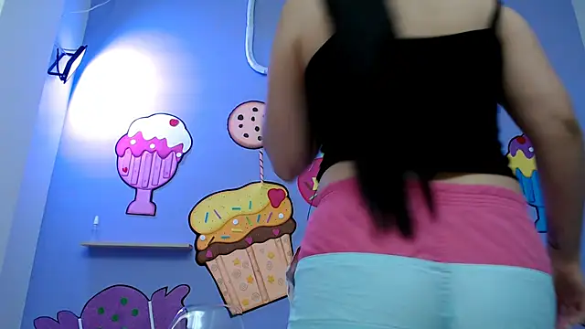 sweetfantacies18 online show from 21, 2, 2025