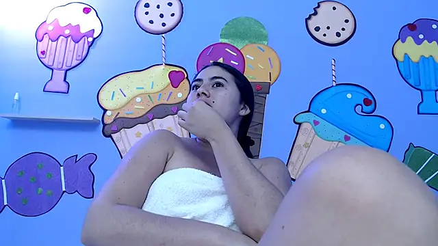 sweetfantacies18 online show from 21, 2, 2025