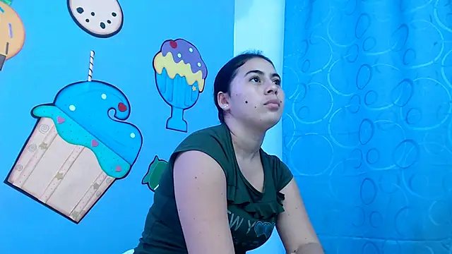 sweetfantacies18 online show from 21, 3, 2025