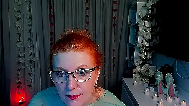 Fire-Fox-One online show from 30, 10, 2025