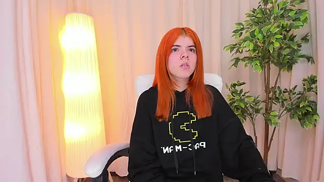 Snapshot of Maddy_bennet chatting on 19, 2, 2025 Maddy bennet online show from 19, 2, 2025