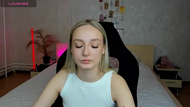 Cheryl  Brown online show from 11, 3, 2025