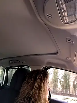 Snapshot of sansan2411 chatting on 2, 2, 2026 sansan2411 online show from 2, 2, 2026