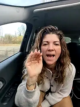 Snapshot of sansan2411 chatting on 4, 2, 2026 sansan2411 online show from 4, 2, 2026