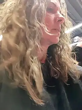 Snapshot of sansan2411 chatting on 11, 2, 2026 sansan2411 online show from 11, 2, 2026