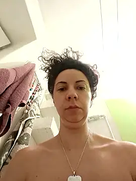 naughty69curls online show from 19, 1, 2026