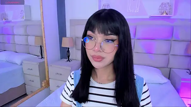 RoseCassie online show from 7, 3, 2025