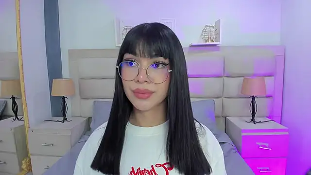 RoseCassie online show from 13, 3, 2025