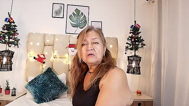 Valentinadiazz1 online show from 30, 12, 2024