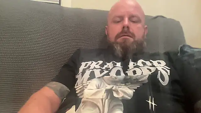 Thickirishcock850 online show from 5, 11, 2025