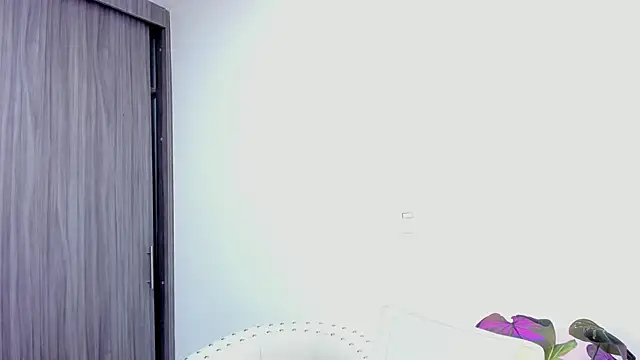 Sara Leblanc online show from 21, 2, 2025