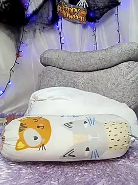 Snapshot of evaFiore chatting on 2, 11, 2025 evaFiore online show from 2, 11, 2025