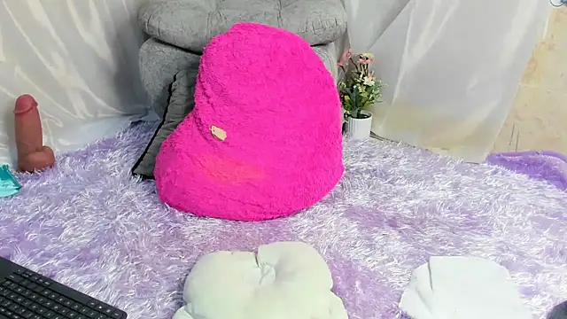 Snapshot of evaFiore chatting on 20, 12, 2025 evaFiore online show from 20, 12, 2025