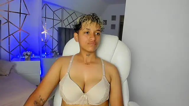 Snapshot of Dominick_jones chatting on 14, 1, 2025 Dominick jones online show from 14, 1, 2025