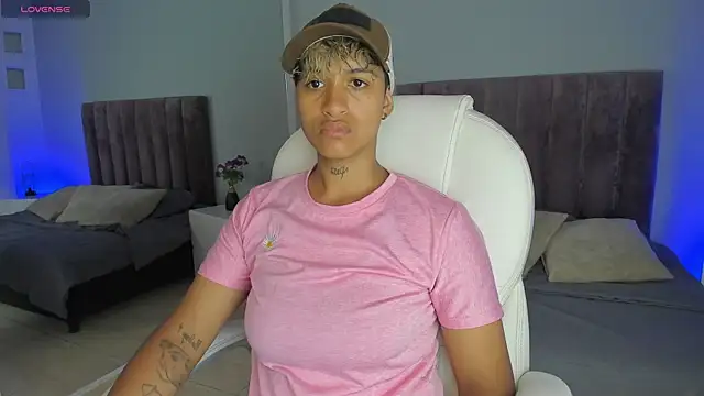 Snapshot of Dominick_jones chatting on 22, 1, 2025 Dominick jones online show from 22, 1, 2025