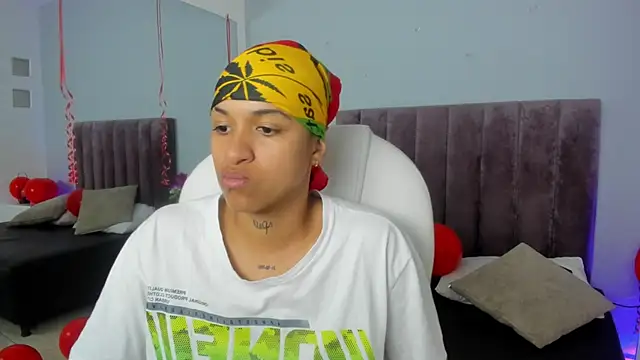 Snapshot of Dominick_jones chatting on 15, 2, 2025 Dominick jones online show from 15, 2, 2025