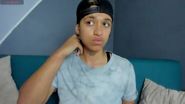 Snapshot of Dominick_jones chatting on 10, 3, 2025 Dominick jones online show from 10, 3, 2025