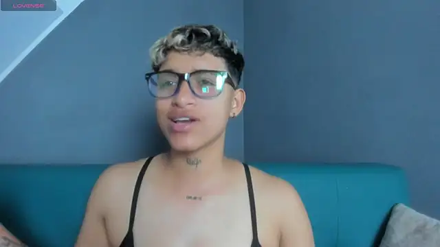 Snapshot of Dominick_jones chatting on 13, 3, 2025 Dominick jones online show from 13, 3, 2025