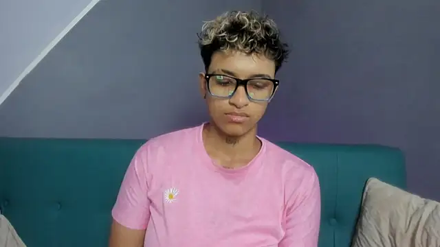 Snapshot of Dominick_jones chatting on 20, 3, 2025 Dominick jones online show from 20, 3, 2025