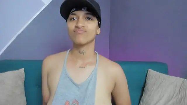 Snapshot of Dominick_jones chatting on 21, 3, 2025 Dominick jones online show from 21, 3, 2025